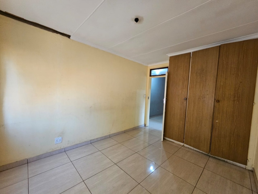 To Let 4 Bedroom Property for Rent in Vaalpark Free State